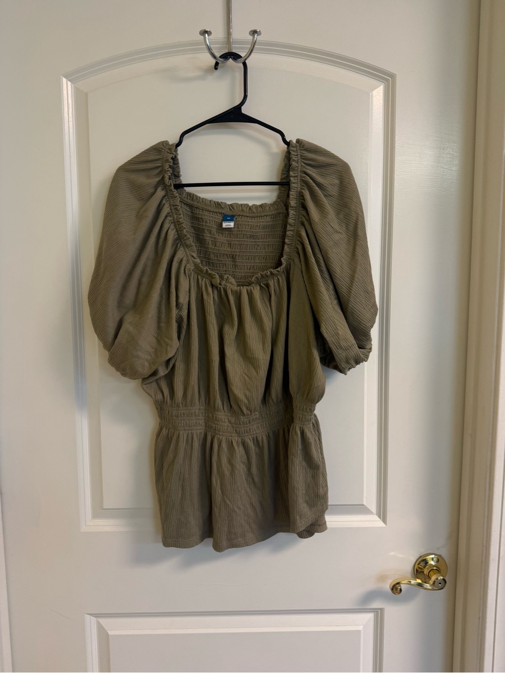 Old Navy Olive Puff Sleeve Smocked Waist Tunic